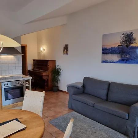 Gemuetliche Fuer Zwei In Ruhiger Lage- By Interhome *